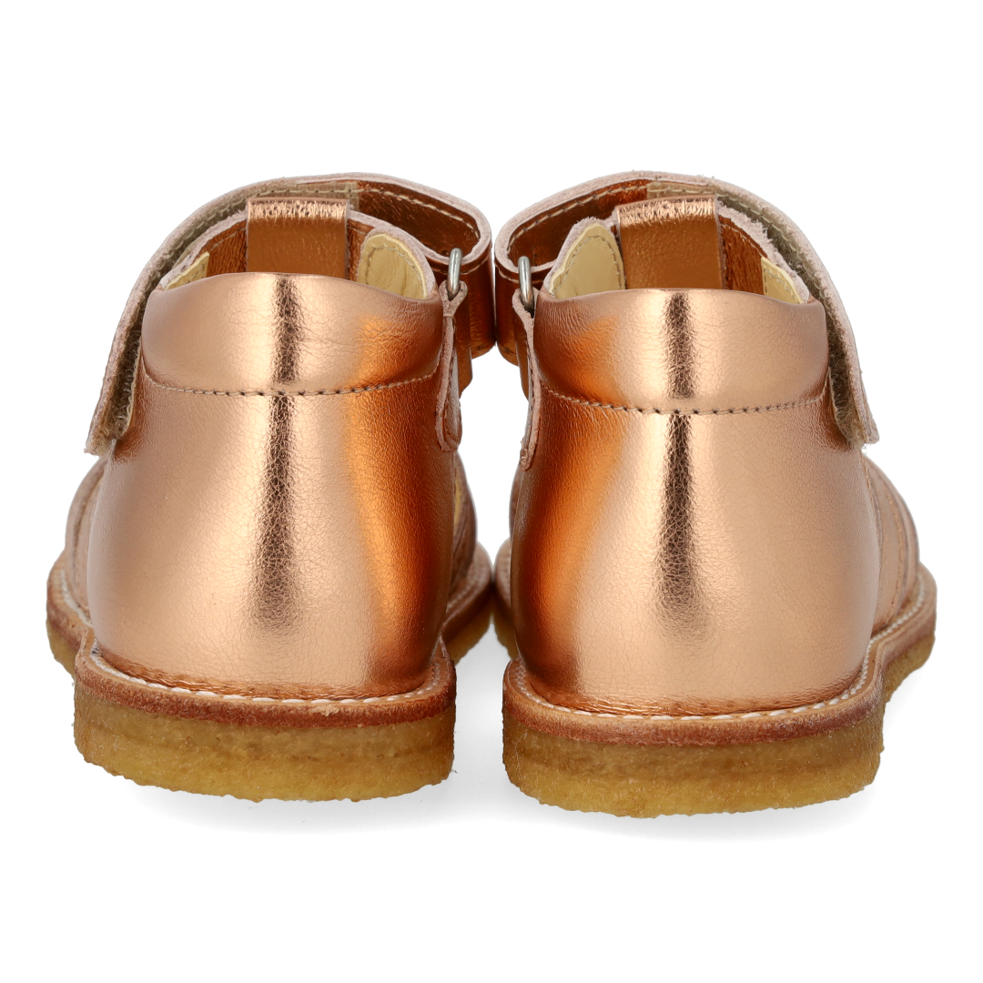 Toddler heart sandal with Velcro closure