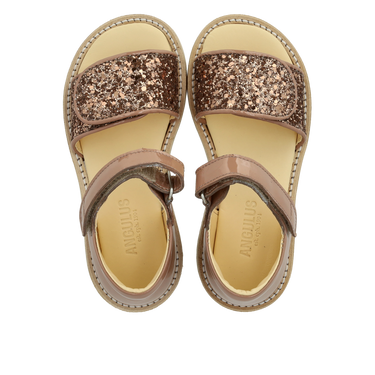 Patent sandal with sparkling glitter detail