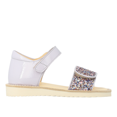 Patent sandal with sparkling glitter detail