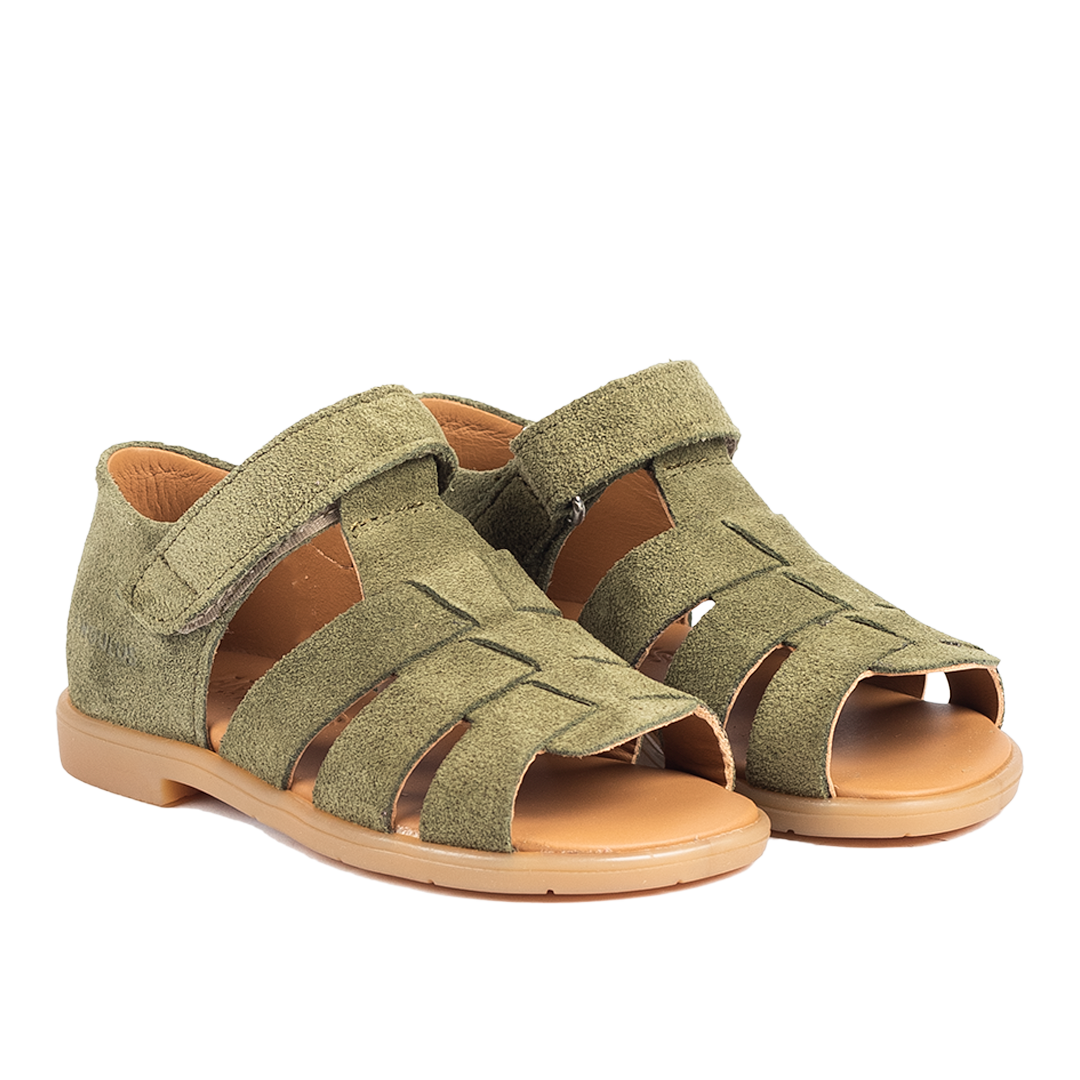Toddler sandal with open toe and Velcro closure