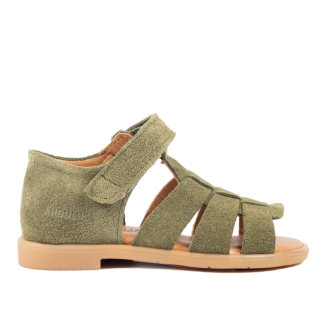 Toddler sandal with open toe and Velcro closure