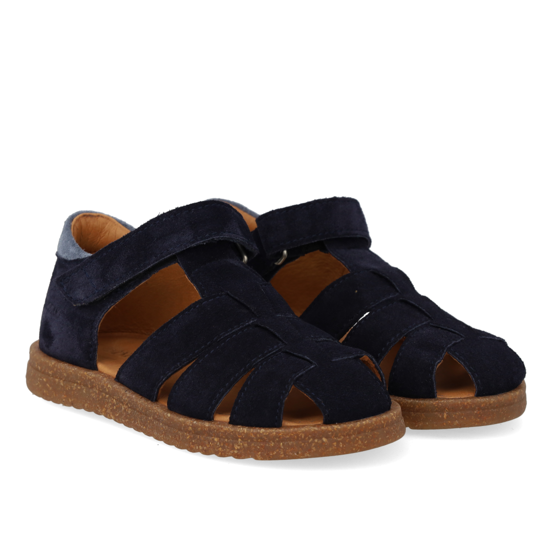 Sandal with adjustable Velcro closure