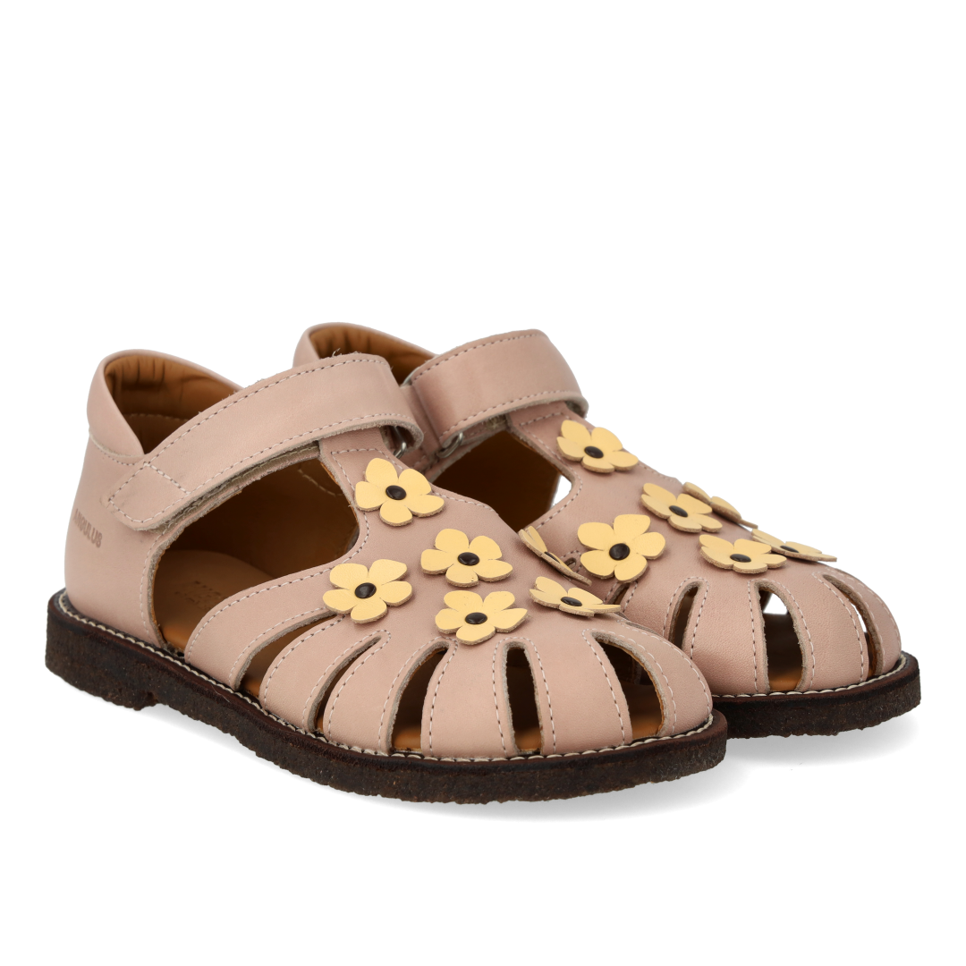 Sandal with flower appliqués