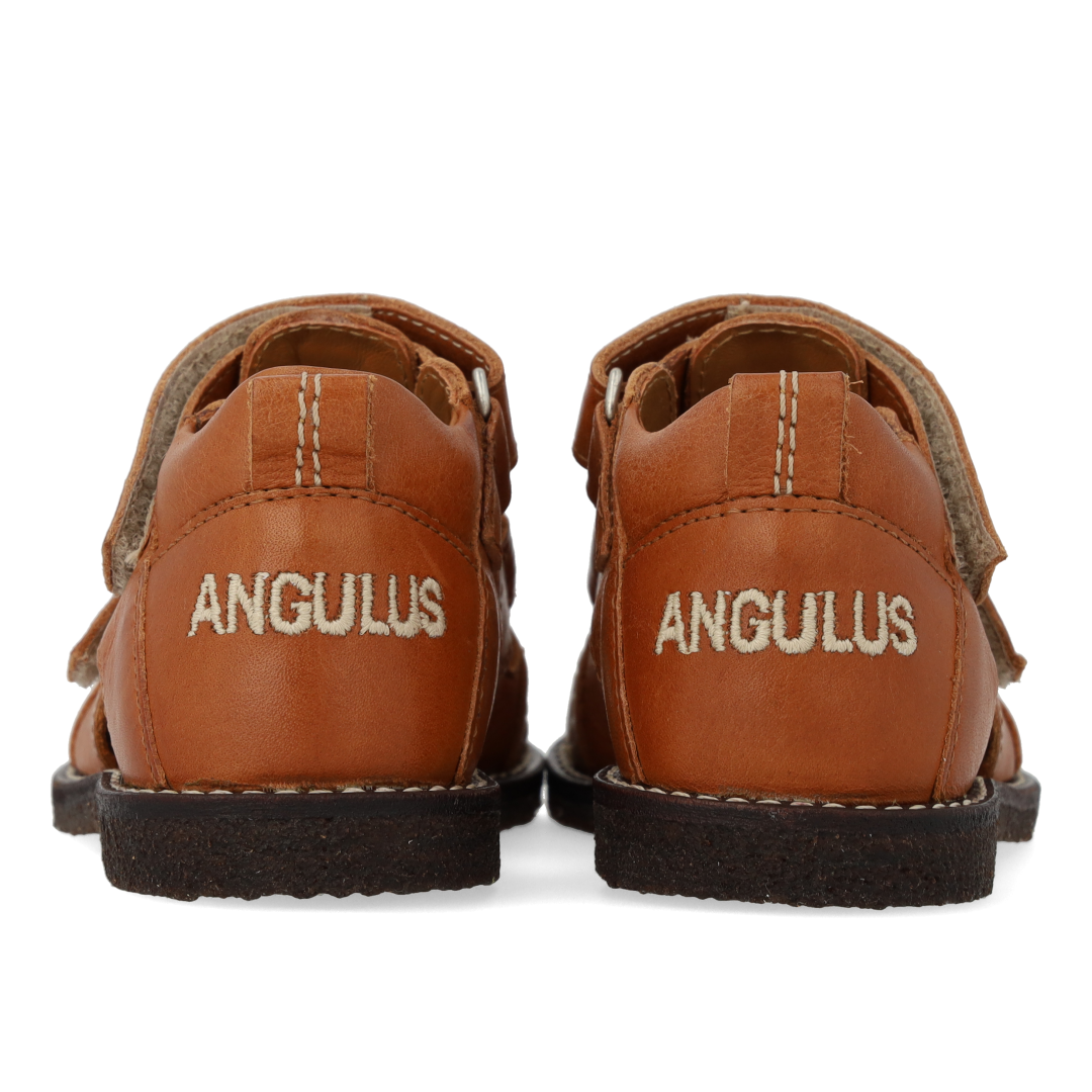 Sandal with star embroidery