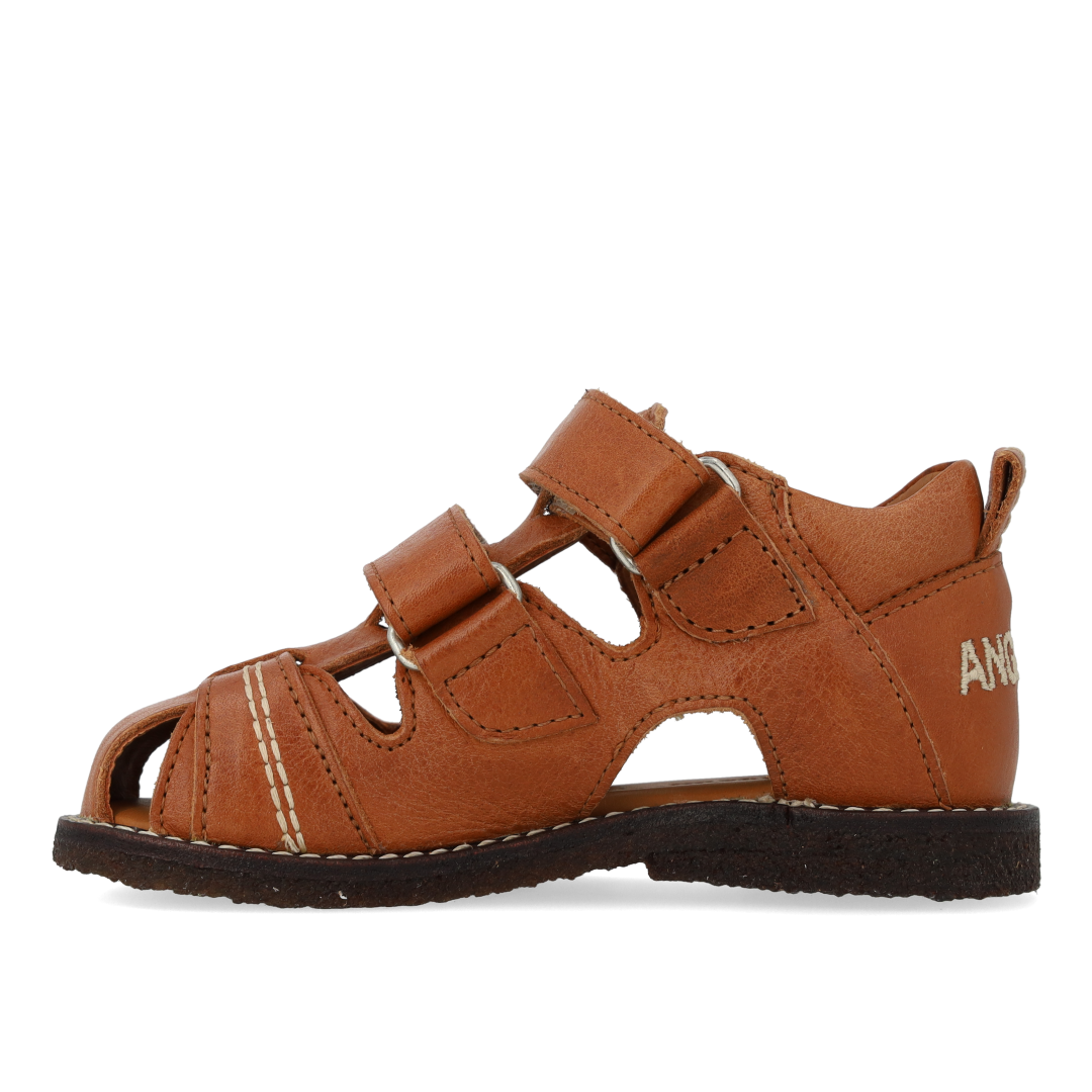 Sandal with star embroidery