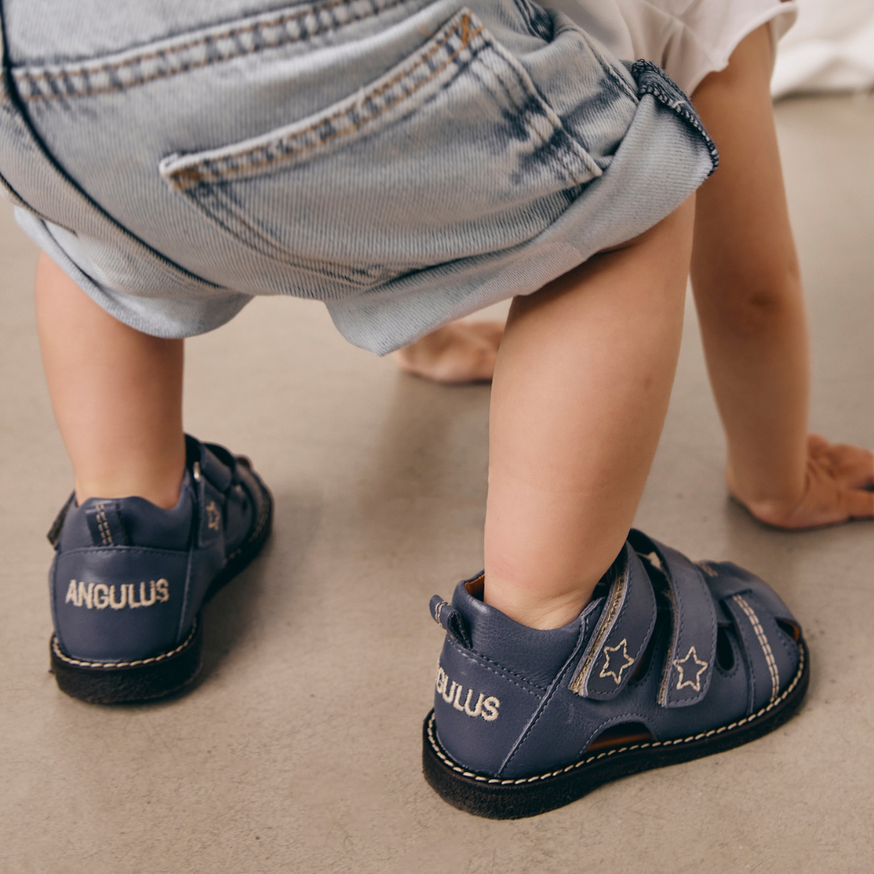 Star-embroidered sandal