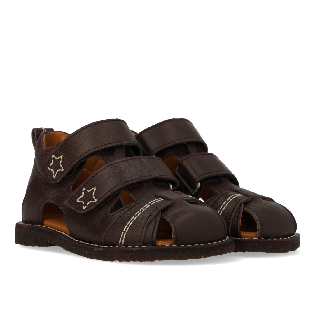 Sandal with star embroidery