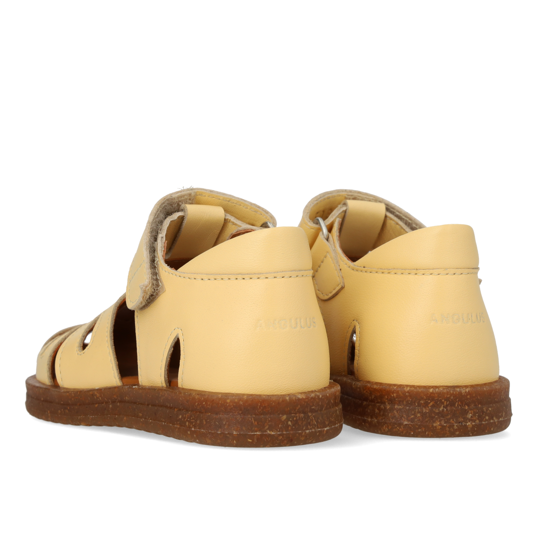 Toddler sandal with sparkling glitter heart