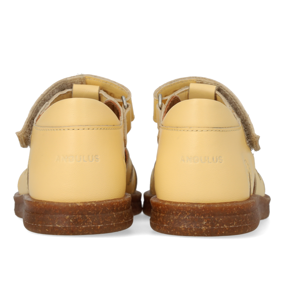 Toddler sandal with sparkling glitter heart