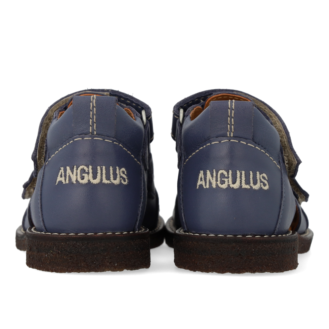Leather sandal with star embroidery