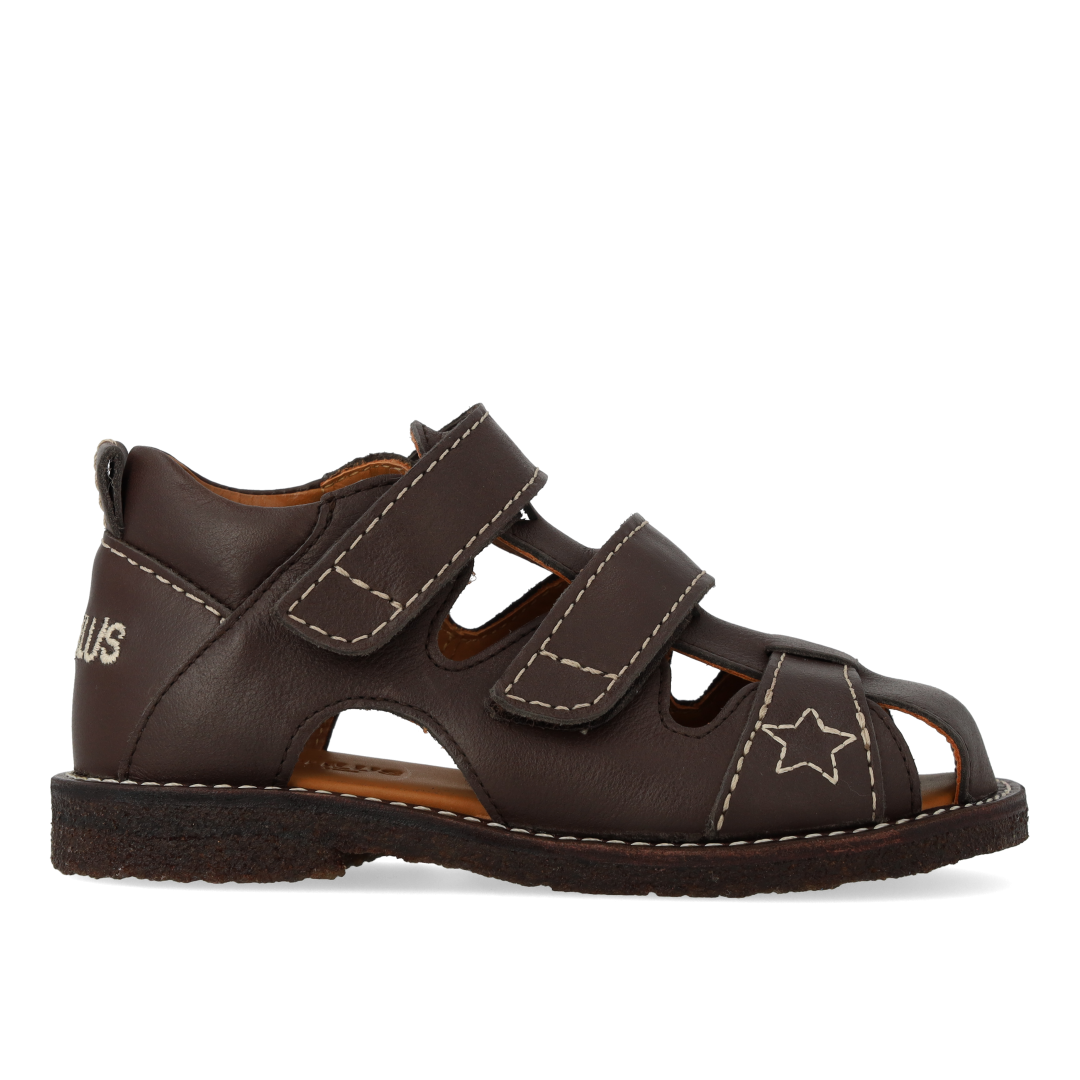 Leather sandal with star embroidery