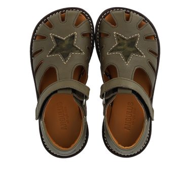 Leather sandal with star detail