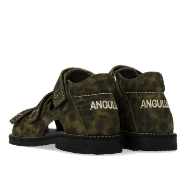 Leather sandal with decorative contrast stitching