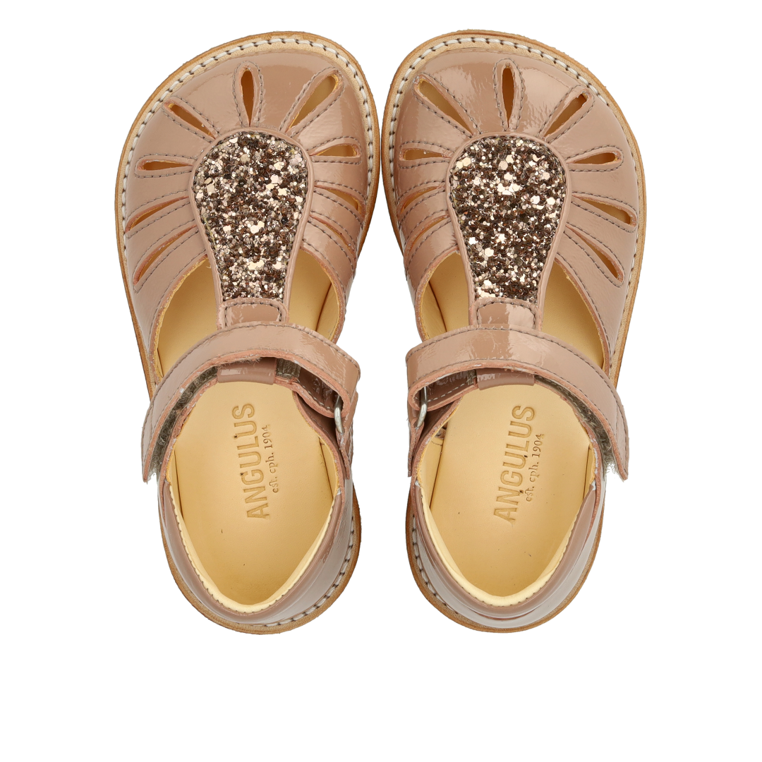 Sandal with teardrop detail in sparkling glitter