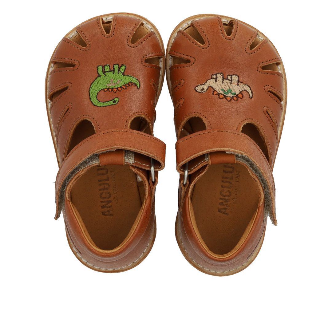 Sandal with dino embroidery and a closed toe