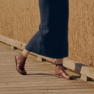Hand-braided chelsea boot