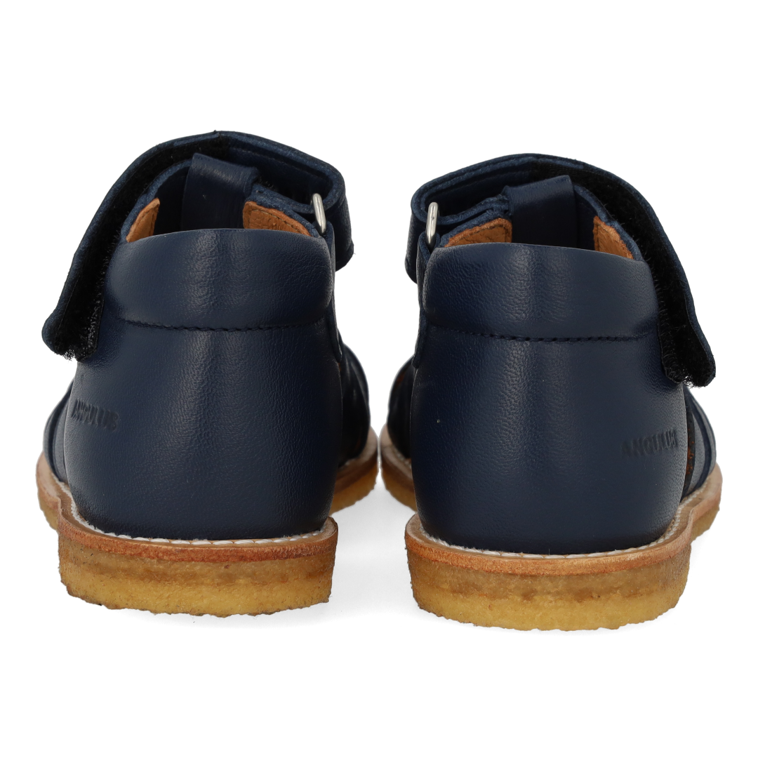 Closed-toe sandal with dino embroidery