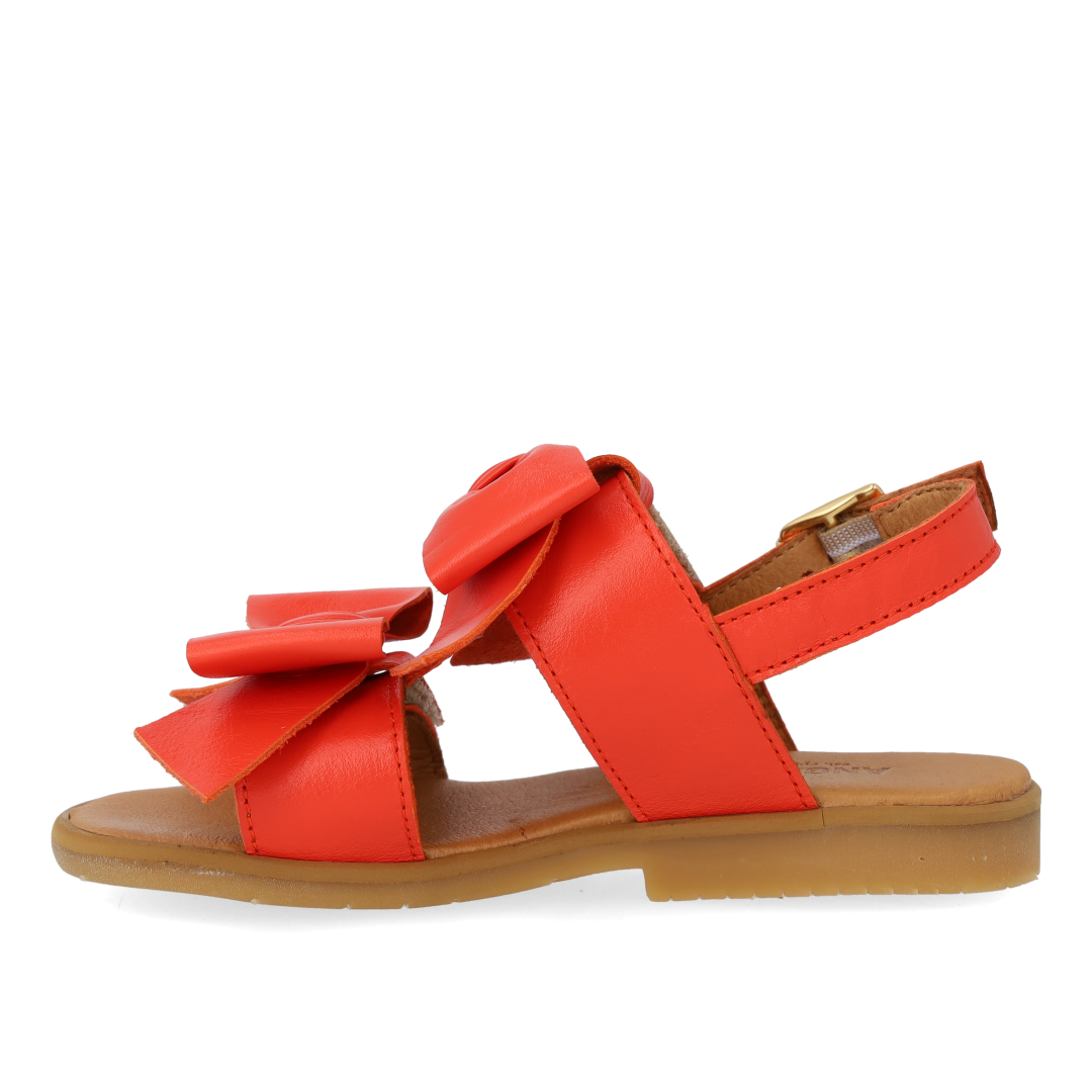Sandal with open toe and double velcro