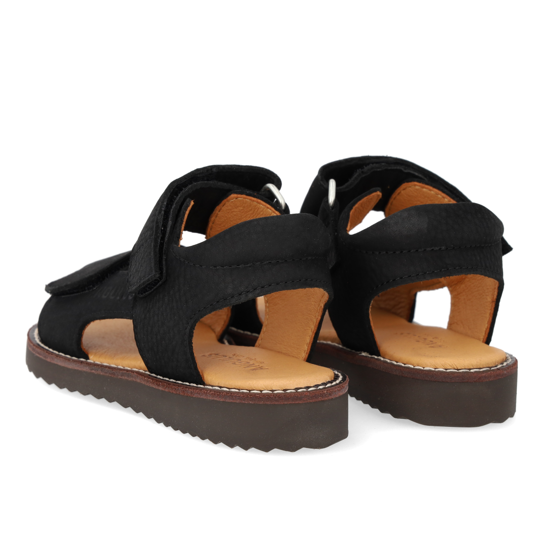 Sandal with open toe and double velcro