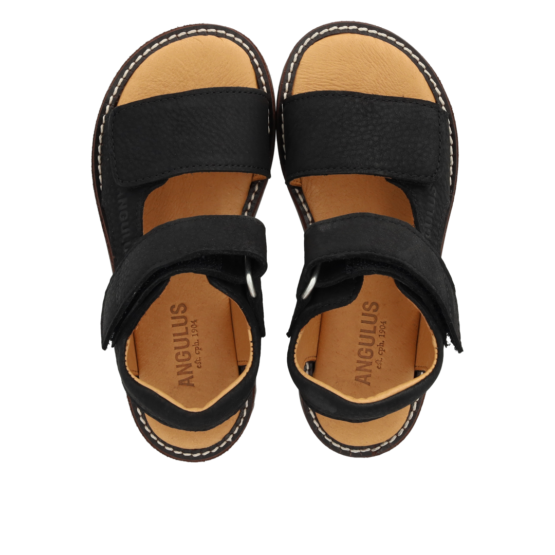 Sandal with open toe and double velcro