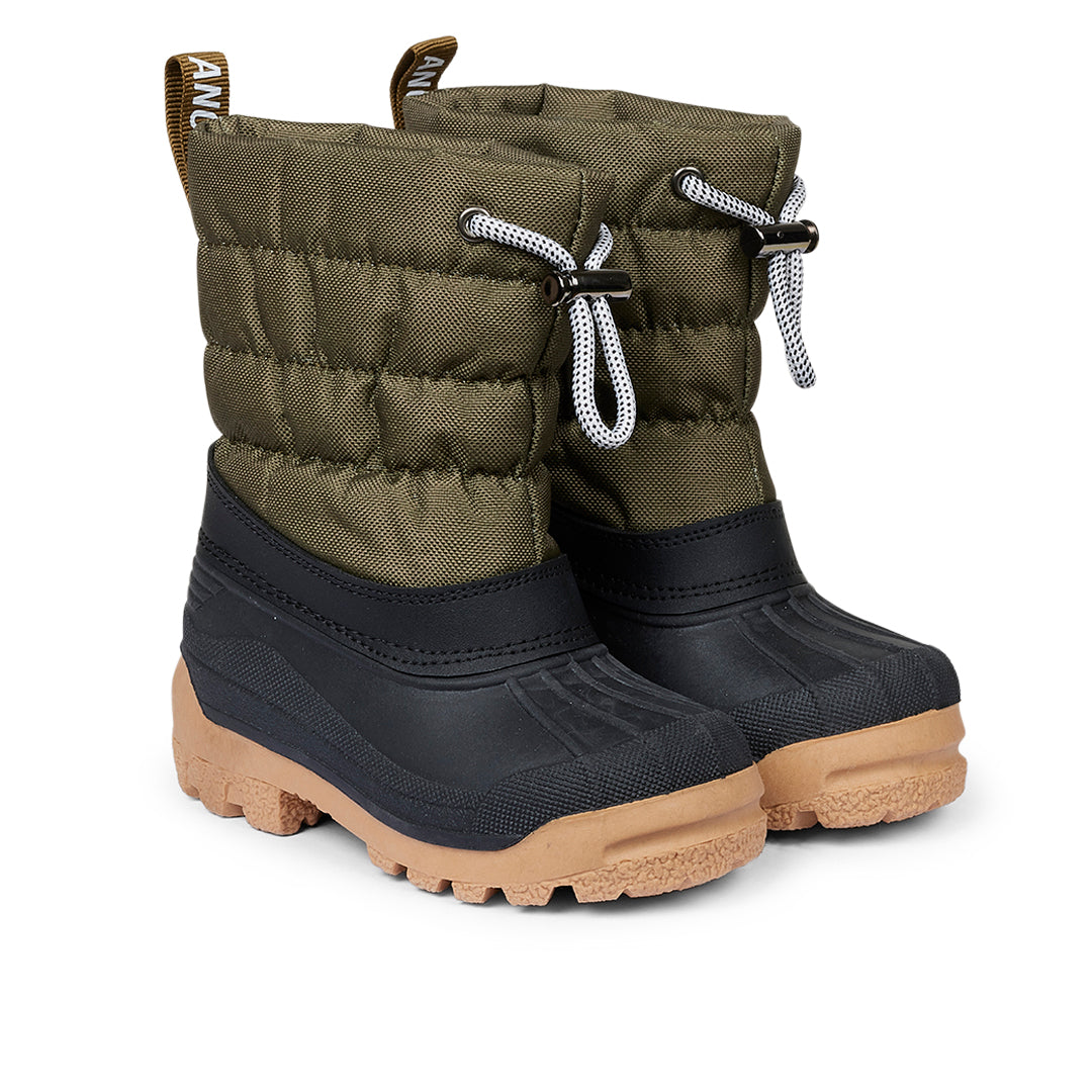 Thermal boot with wool lining