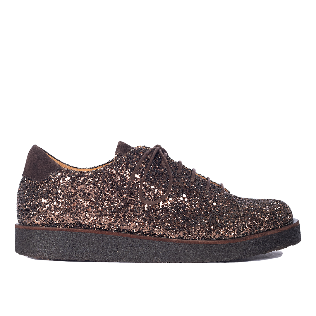 Glitter sneaker with platform sole