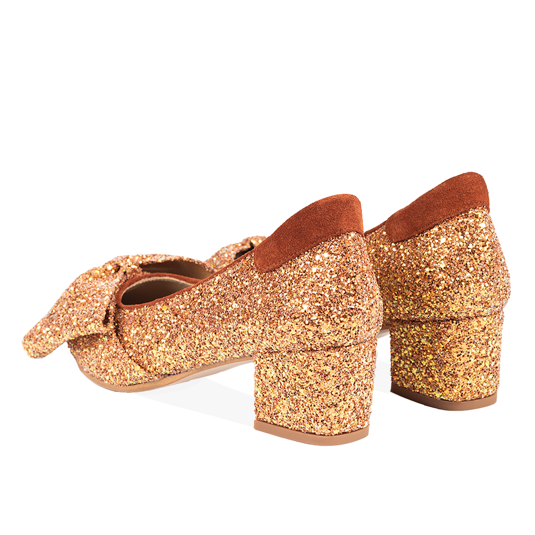 Bow pump in sparkling glitter