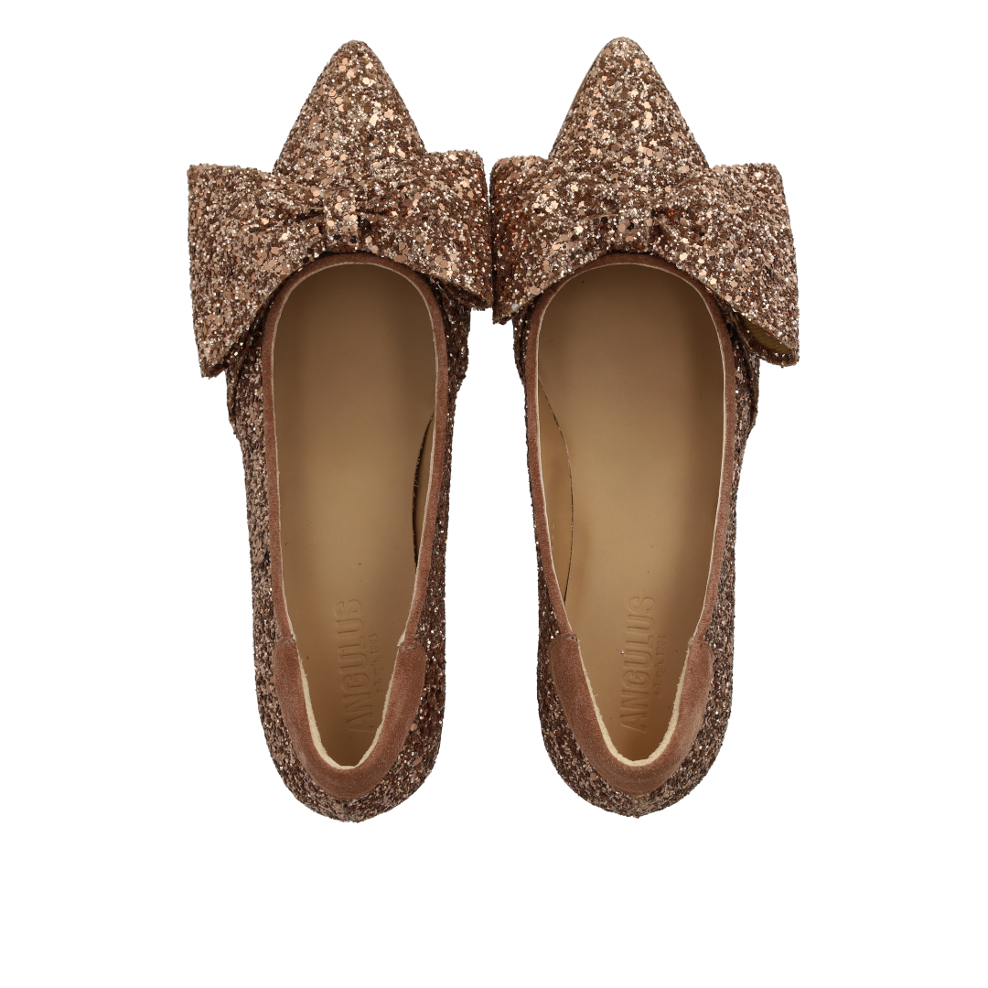 Bow pump in sparkling glitter