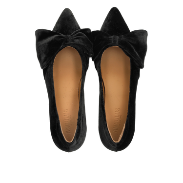 Bow pump in soft velvet