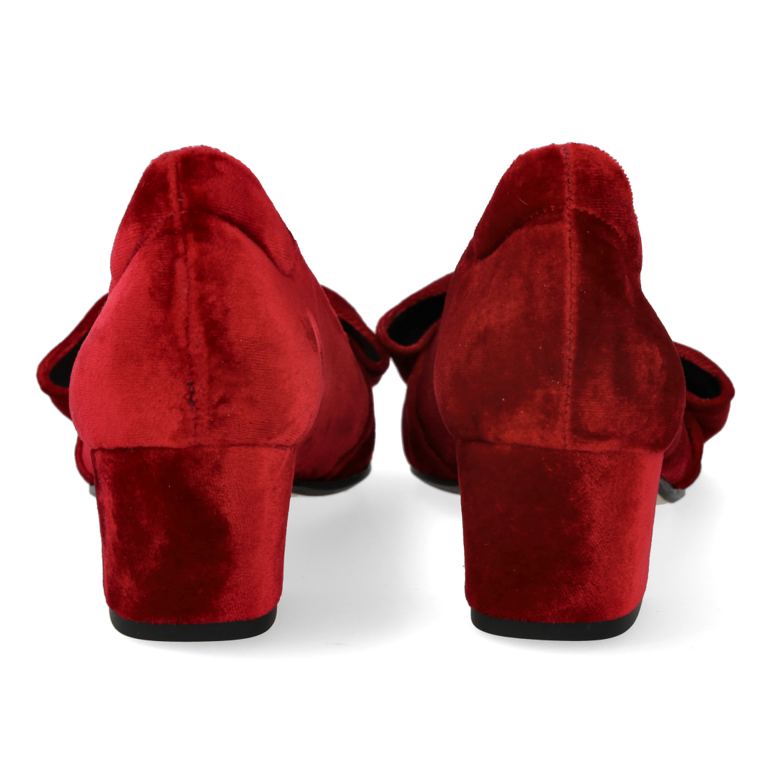 Bow pump in soft velour