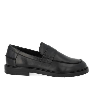 Classic Penny loafer with a spacious fit