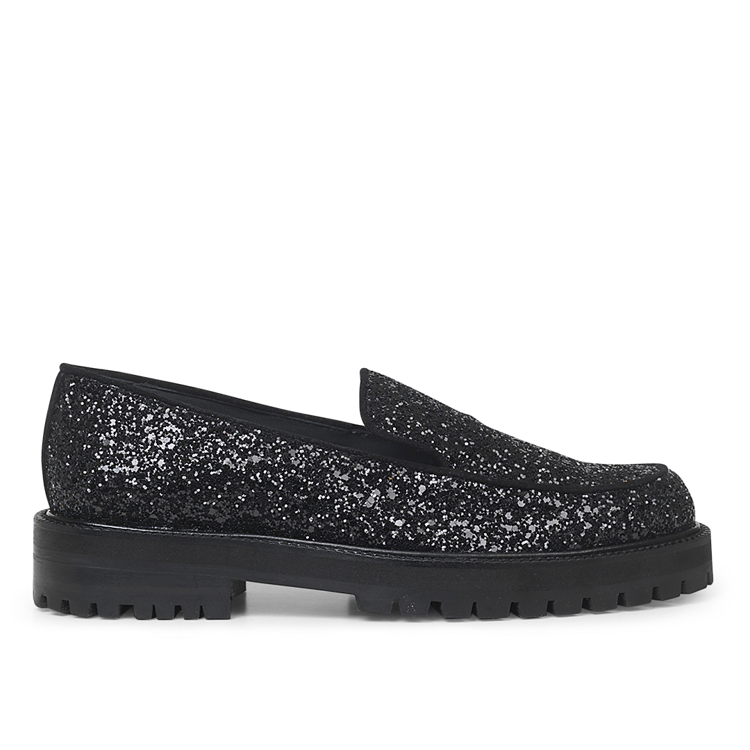 Classic loafer with soft heel cup