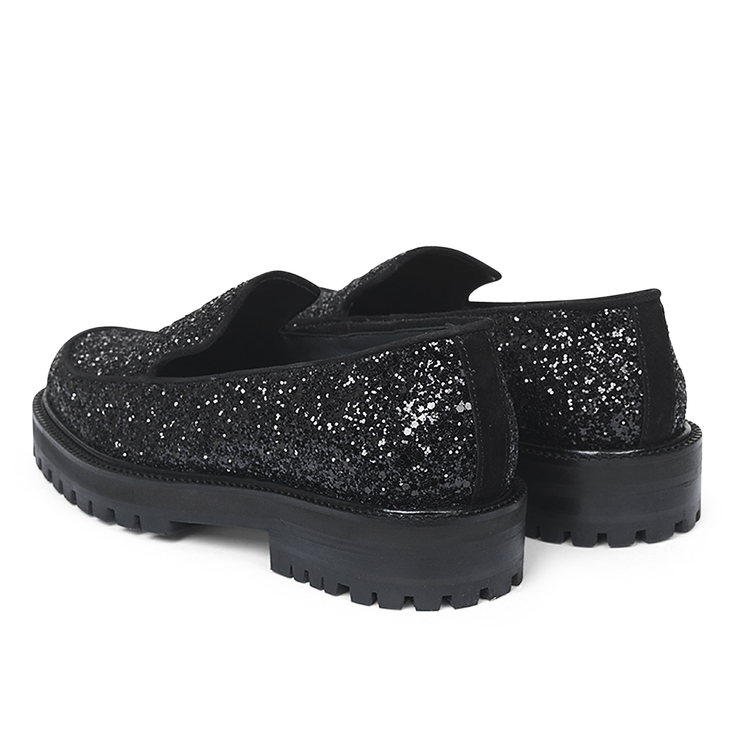 Classic loafer with soft heel cup