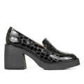 Heeled loafer