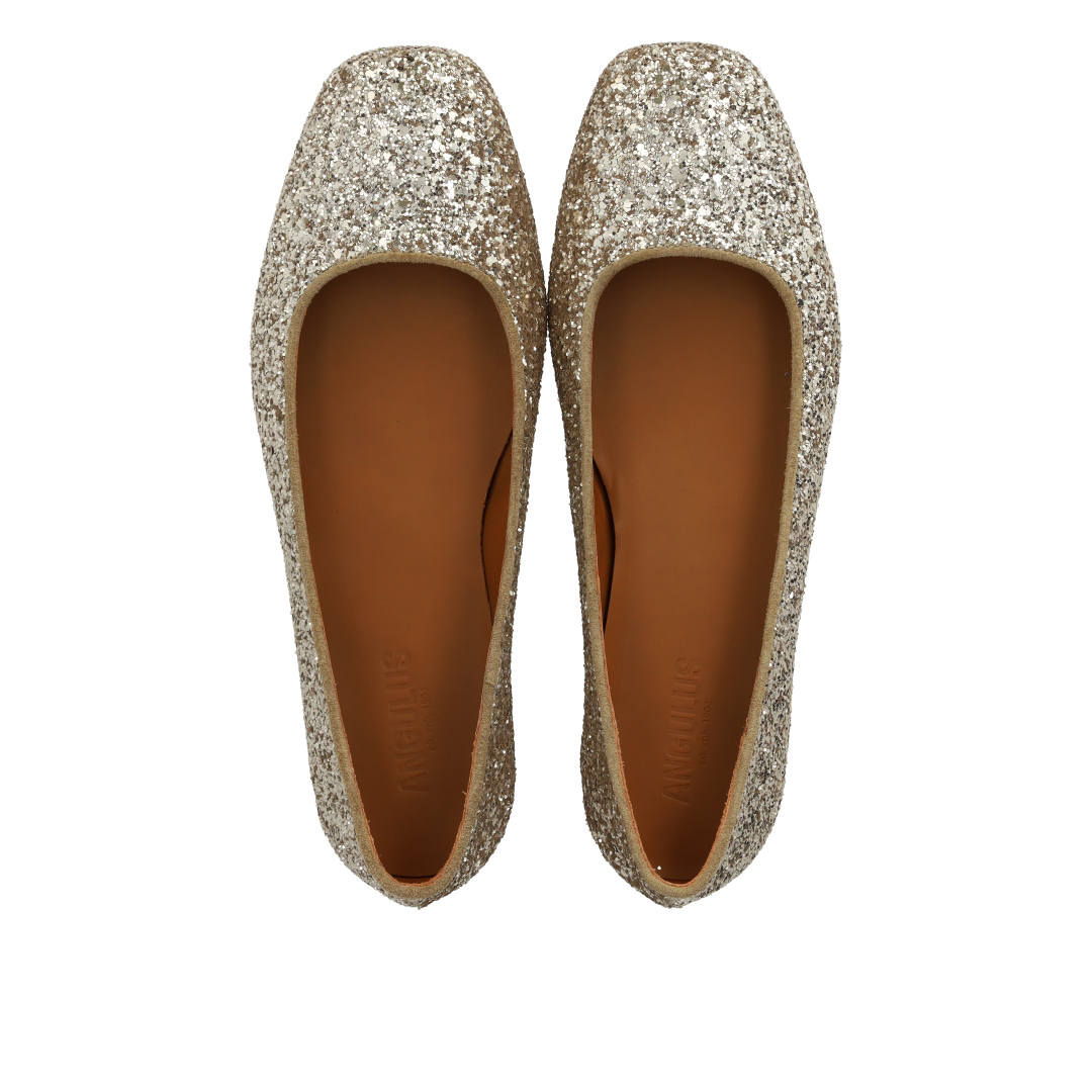Ballerina in sparkling glitter