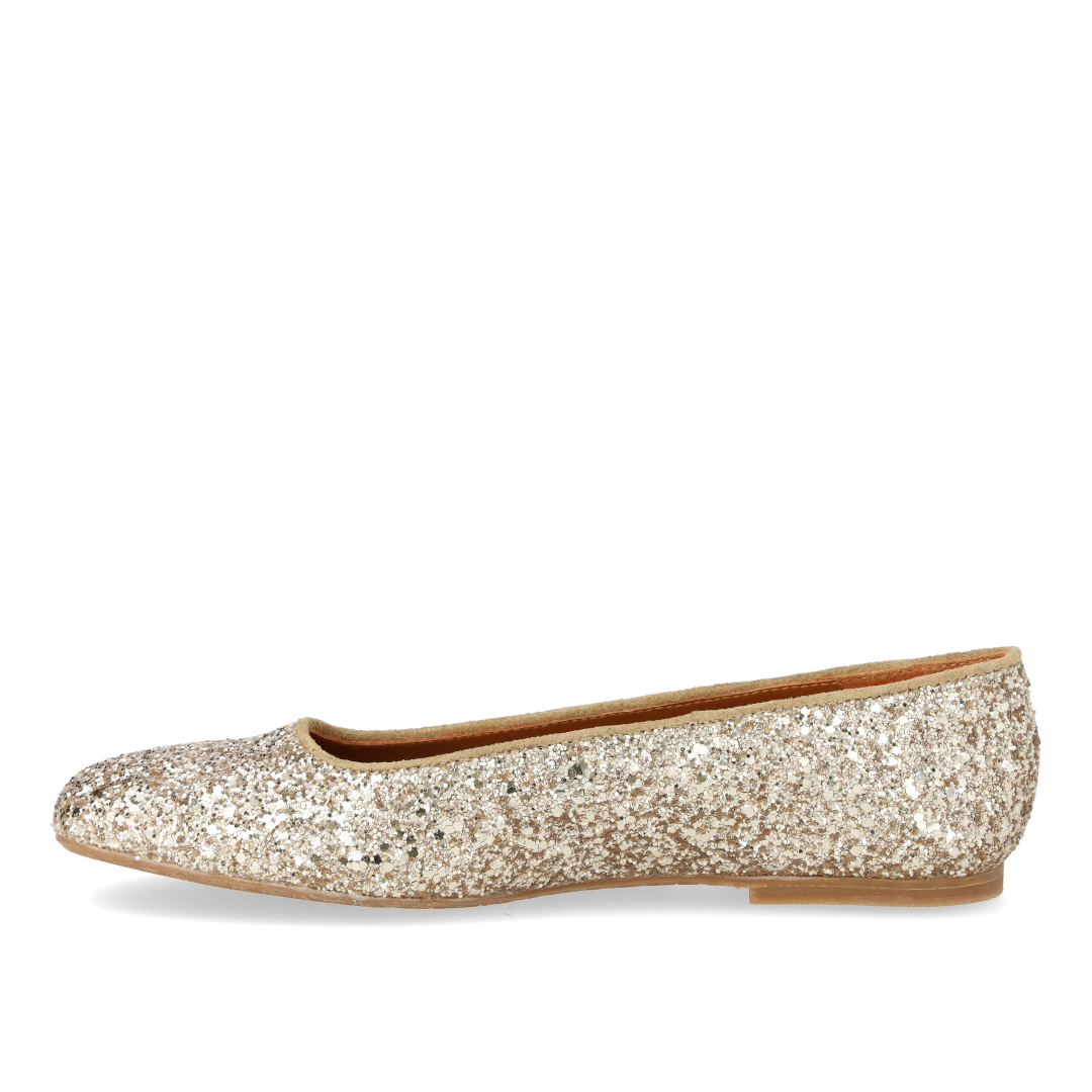 Ballerina in sparkling glitter