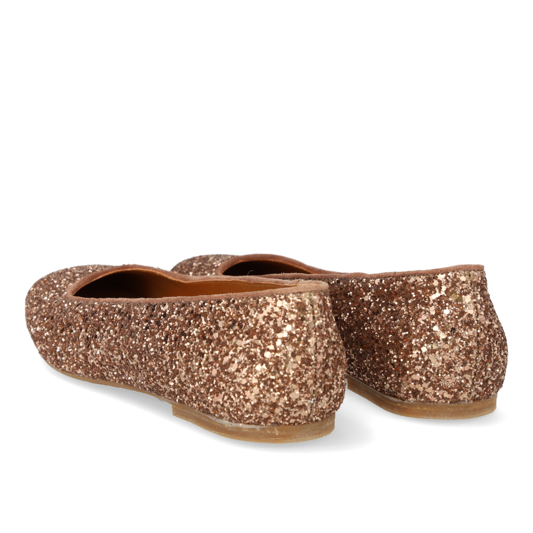Ballerina in sparkling glitter