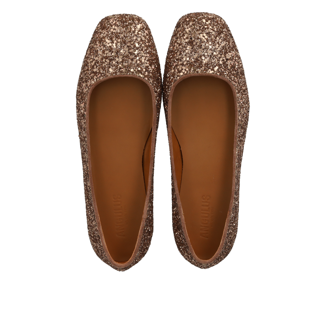 Ballerina in sparkling glitter