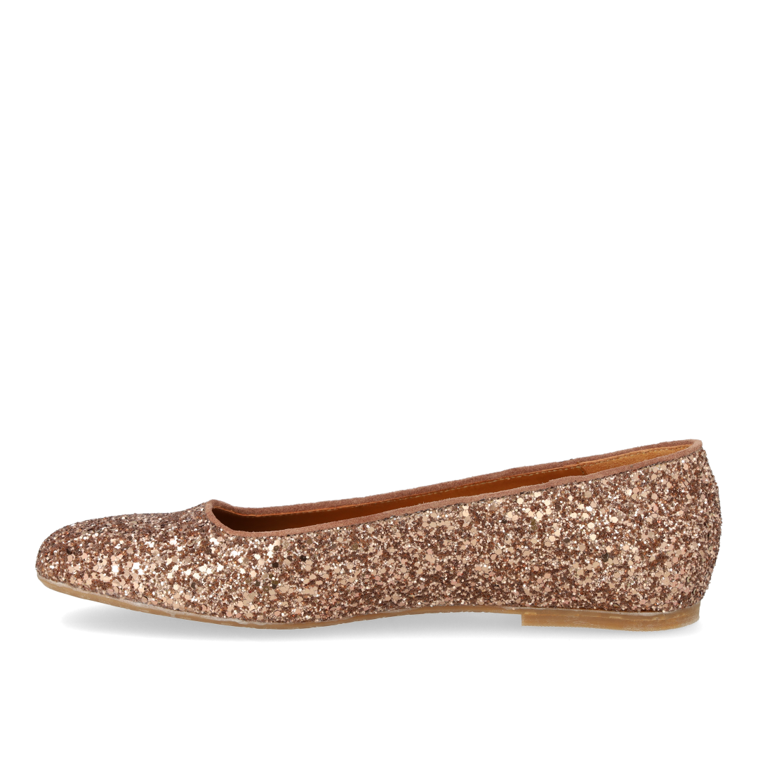 Ballerina in sparkling glitter