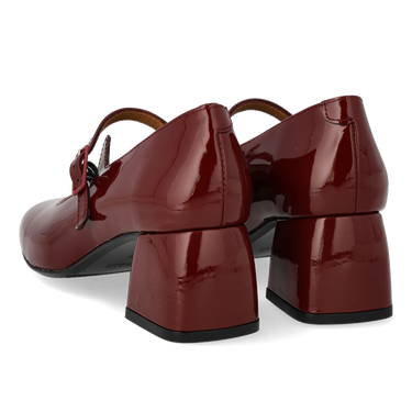 Mary-Jane with a sculptural heel