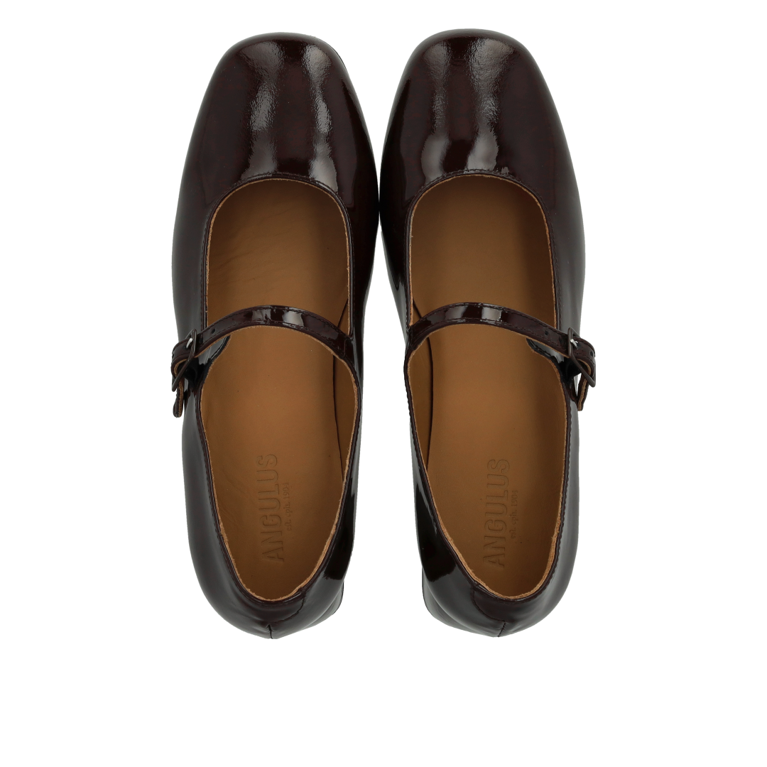 mary janes with sculptural heel