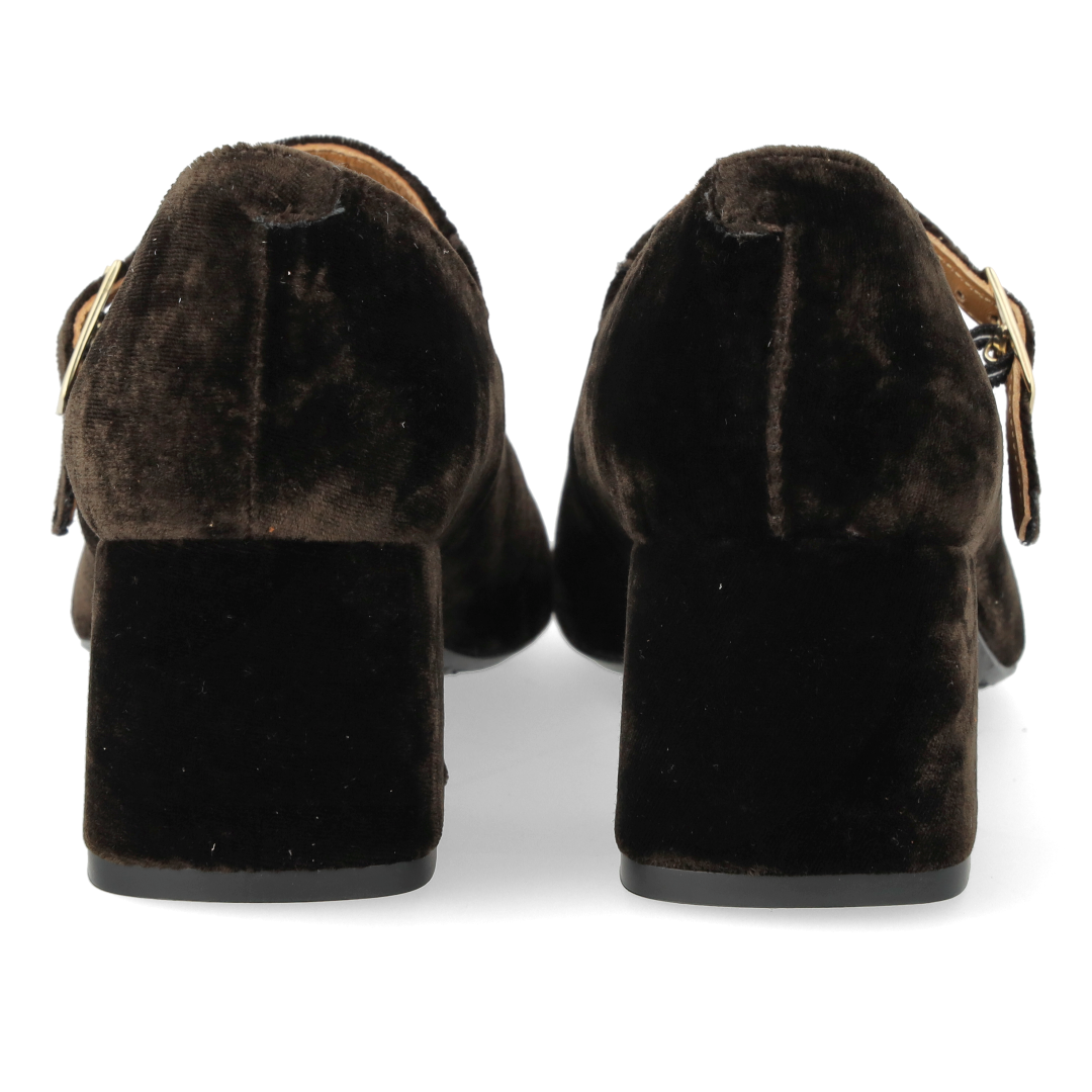 Mary Jane in soft velour with sculptural heel