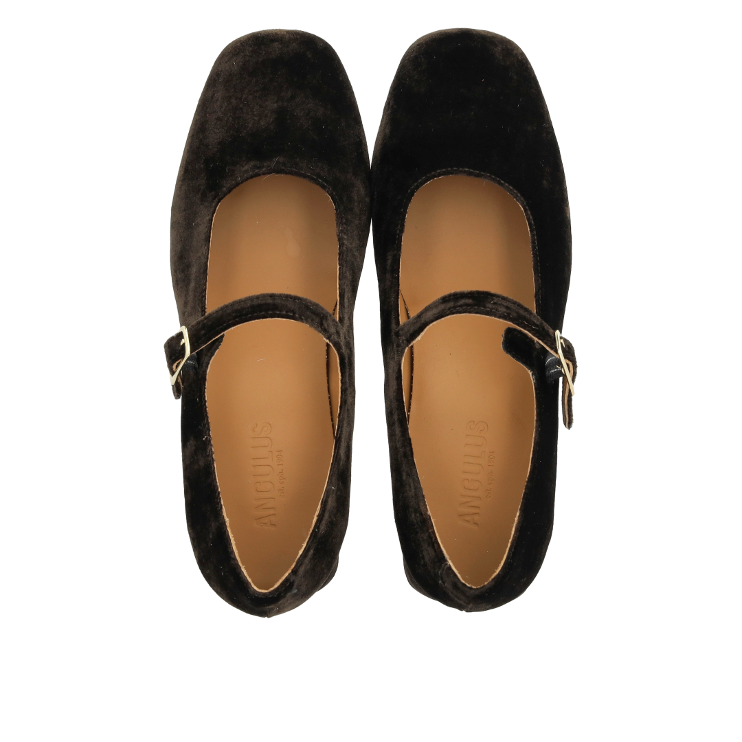 Mary Jane in soft velour with sculptural heel