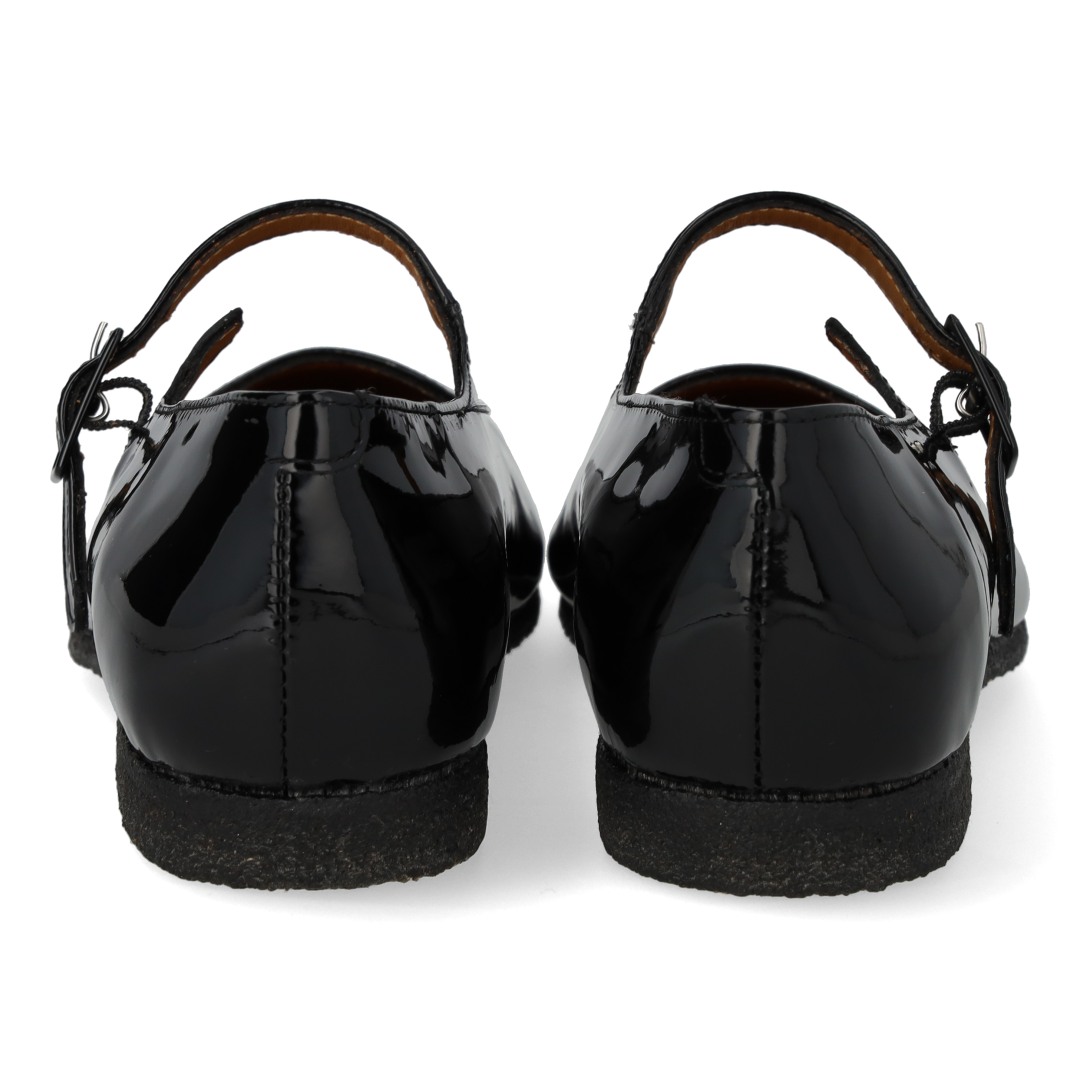 Leather ballerinas