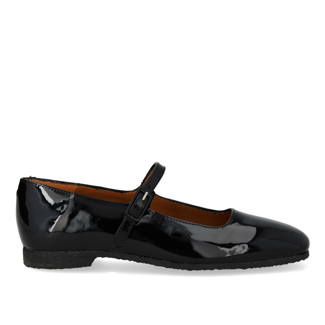 Leather ballerinas