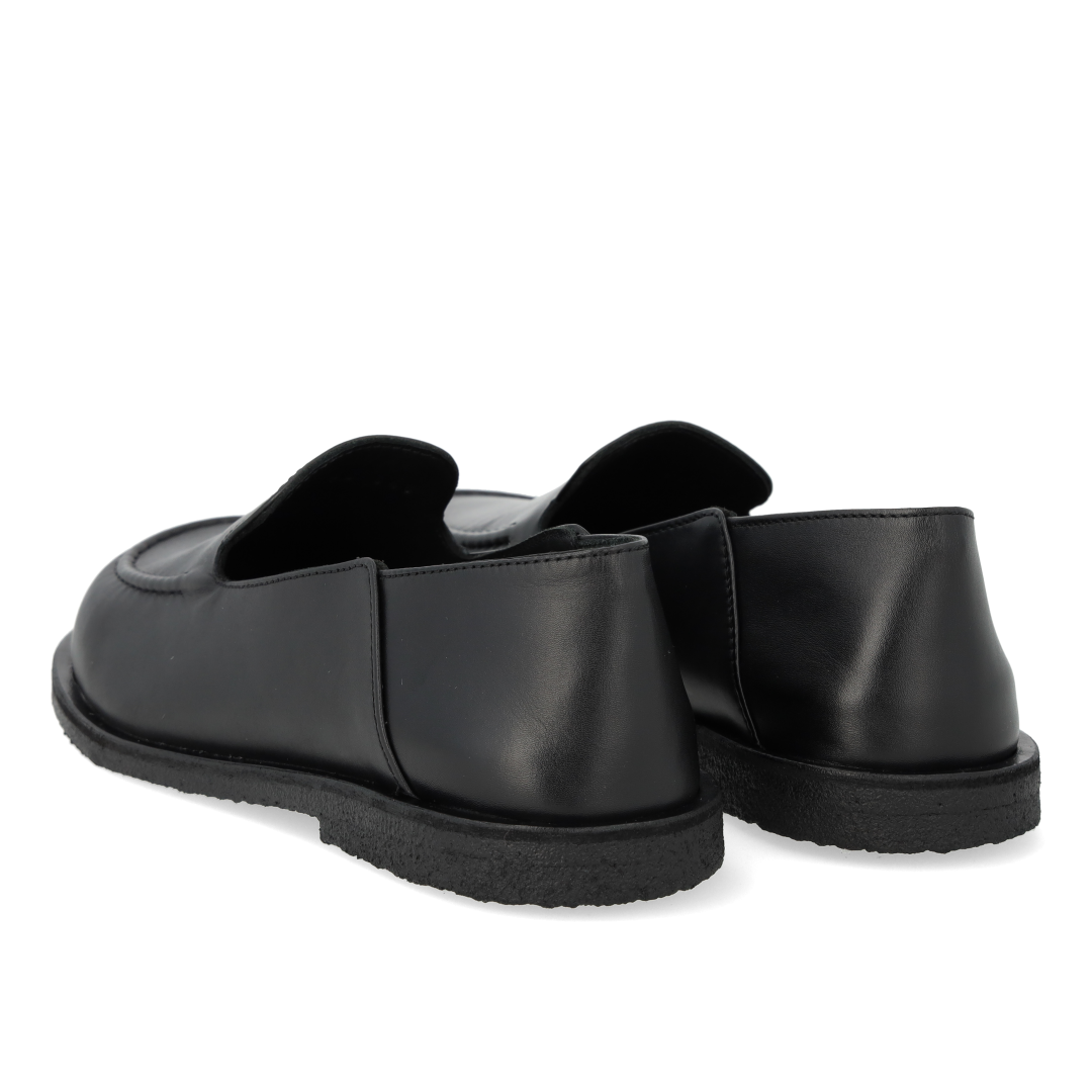Loafer with a wide fit
