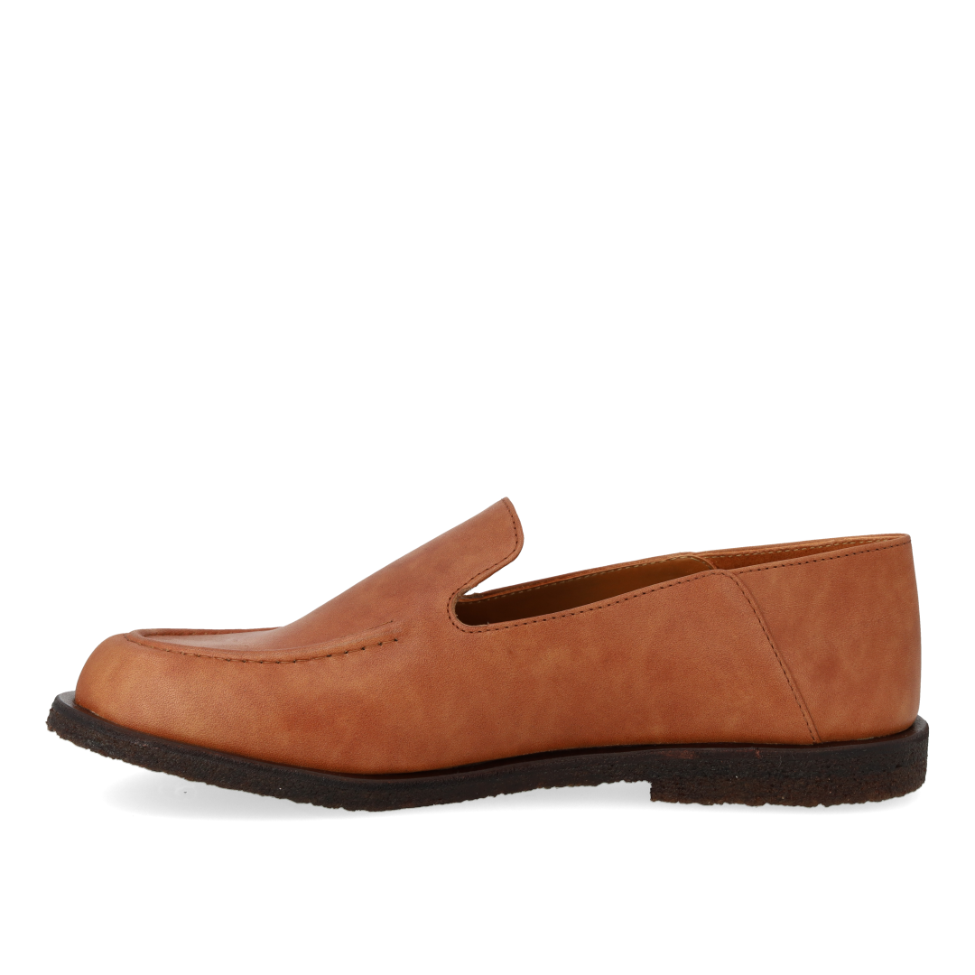 Loafer with wide fit