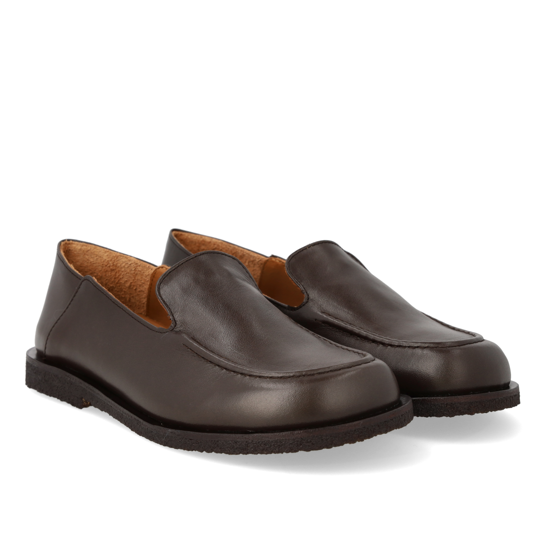 Loafer with wide fit