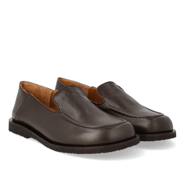 Loafer with a spacious fit