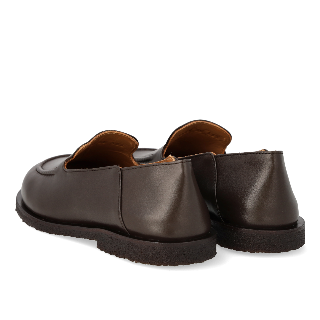 Loafer with wide fit